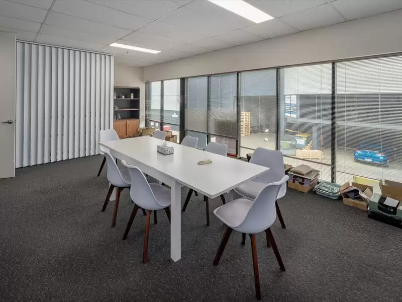 Photo #8: 7-15 Gundah Road, Mount Kuring-gai - For Lease by One Commercial