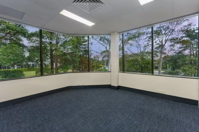Photo #8: 4 Skyline Place, Frenchs Forest - Leased by One Commercial