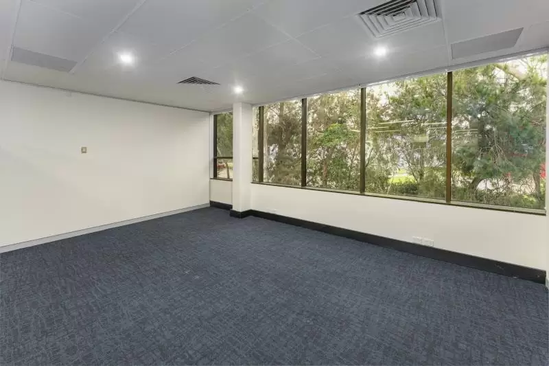 Photo #6: 4 Skyline Place, Frenchs Forest - Leased by One Commercial